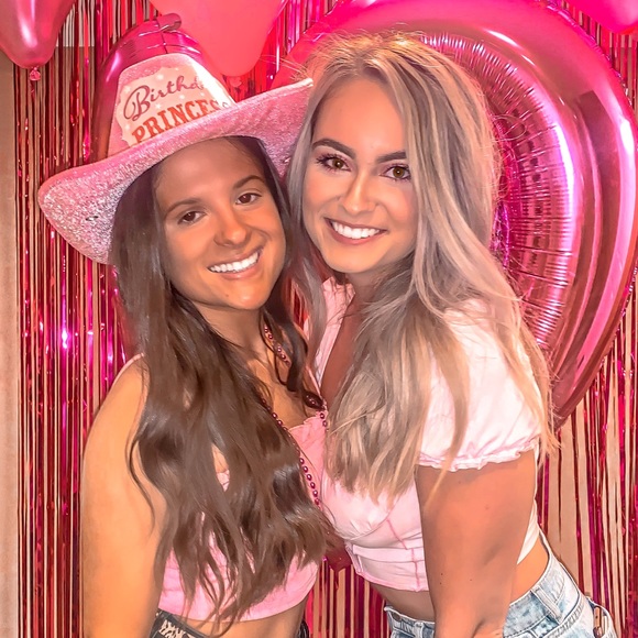 Meet your Posher, Jill - Picture 1 of 1